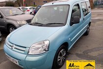 Citroen Berlingo HDI 75 MULTISPACE DESIRE E4