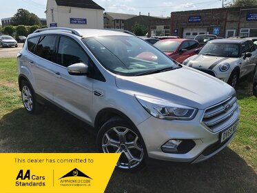 Ford Kuga TITANIUM EDITION | MJ WEARING (garage) Ltd