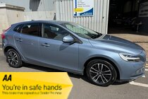 Volvo V40 2.0TD D2 8V 120BHP Momentum Euro 6 **FULL Service History / ZERO Road Tax / Averaging 83MPG / Smart Stylish High Spec Model**