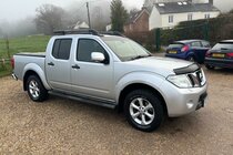 Nissan Navara 2.5 dCi Tekna Auto 4WD Euro 5 4dr