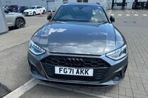 Audi A4 AVANT TFSI S LINE BLACK EDITION