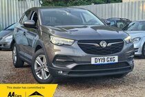 Vauxhall Grandland X 1.2 Turbo SE Euro 6 (s/s) 5dr