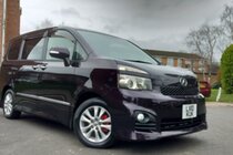 Toyota Voxy X 2.0L PETROL AUTO 7 SEATS 5 DR