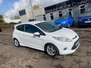 Ford Fiesta ZETEC S TDCI - Hyndland Motor Company