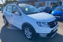 Dacia Sandero STEPWAY LAUREATE DCI