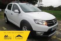 Dacia Sandero STEPWAY LAUREATE DCI