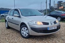 Renault Megane 2.0 VVT Dynamique 5dr