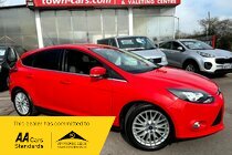 Ford Focus ZETEC - ONLY 48848 MILES, FULL SERVICE HISTORY, PARKING SENSORS, PRIVACY GLASS, HEATED SCREEN, DAB RADIO, BLUETOOTH, 17