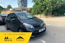 Toyota Yaris VVT-I SR  AUTOMATIC ULE