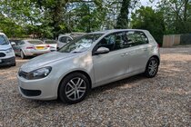Volkswagen Golf SE TSI DSG