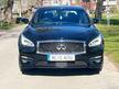 Infiniti Q70