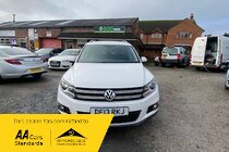 Volkswagen Tiguan SE TDI BLUEMOTION TECHNOLOGY-DAB RADIO-FULL SERVICE HISTORY MOSTLY MAIN DEALER-VERY LOW MILEAGE-IN REAL;LY GOOD CONDITION!!