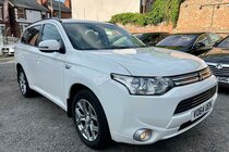 Mitsubishi Outlander 2.0h 12kWh GX3h CVT 4WD Euro 5 (s/s) 5dr