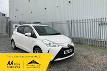 Toyota Yaris 1.5 Automatic Petrol Hybrid  (10 in Stock)