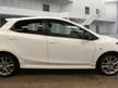 Mazda MAZDA 2