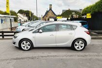 Vauxhall Astra 1.6i SRi Auto Euro 6 5dr