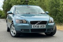 Volvo S40 2.0 SE 4dr