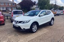 Nissan Qashqai 1.2 DIG-T Acenta Premium SUV 5dr Petrol Manual 2WD Euro 5 (s/s) (115 ps)