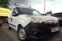 Vauxhall Combo 1.3 CDTi 2300 ecoFLEX 16v FWD L2 H1 (s/s) 3dr