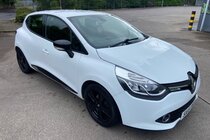 Renault Clio 1.2 DYNAMIQUE MEDIANAV 5DR