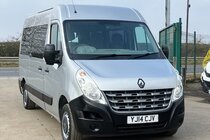 Renault Master RENAULT MASTER MEDIUM WHEELBASE HIGHROOF WHEELCHAIR ACCESS WITH AIRCON. 7,995 NO VAT