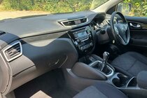 Nissan Qashqai 1.2 DIG-T Acenta 2WD Euro 6 (s/s) 5dr