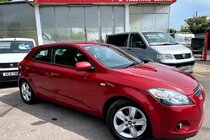 Kia Ceed PRO CEED 2 ONLY 61297 MILES LOCAL OWNER SERVICE HISTORY ELECTRIC FRONT WINDOWS AIR CON RADIO CD USB AUX 16