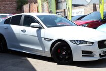Jaguar XE R-SPORT