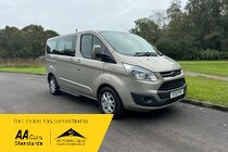 Ford Tourneo Custom 300 LIMITED TDCI Top history 9 seat MPV