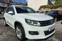 Volkswagen Tiguan 2.0 TDI BlueMotion Tech R-Line DSG 4WD Euro 5 (s/s) 5dr (Nav)