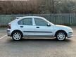 Rover 25