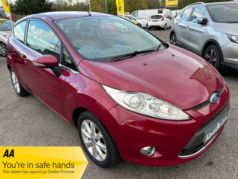 Ford Fiesta ZETEC BLUETOOTH+USB & AUX+TWO KEYS | Absolute Cars