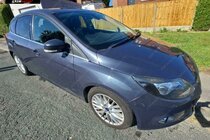 Ford Focus 1.0T EcoBoost Zetec Euro 5 (s/s) 5dr