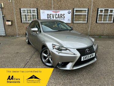 Lexus IS 300h Premier E-CVT (s/s) 4dr