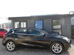 Infiniti Q30