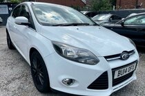 Ford Focus 1.0T EcoBoost Zetec Euro 5 (s/s) 5dr