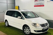Volkswagen Touran 1.4 TSI SE DSG