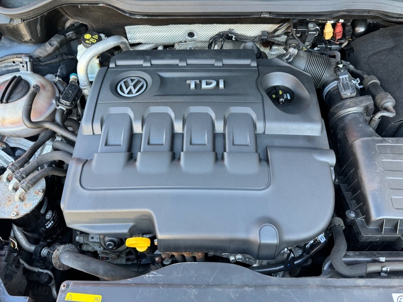 Volkswagen Golf SV