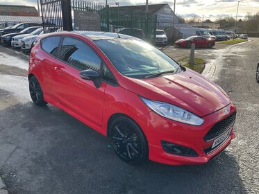 Ford Fiesta ZETEC S RED EDITION 39000 MILES - Brownlows Cars