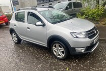 Dacia Sandero STEPWAY LAUREATE TCE